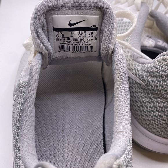 Nike White sneaker tennis shoe size 6.5 - Picture 6 of 10